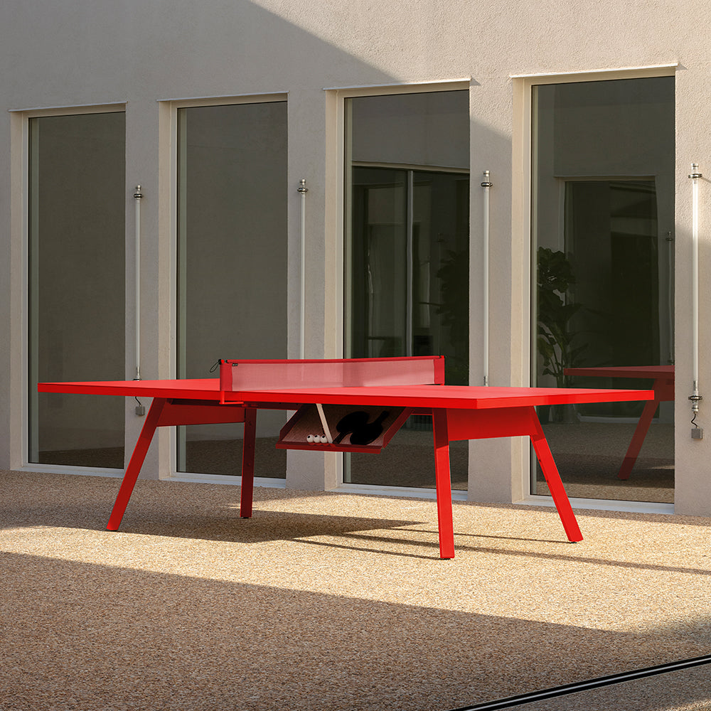 Mesa de ping pong diseñada para terraza.