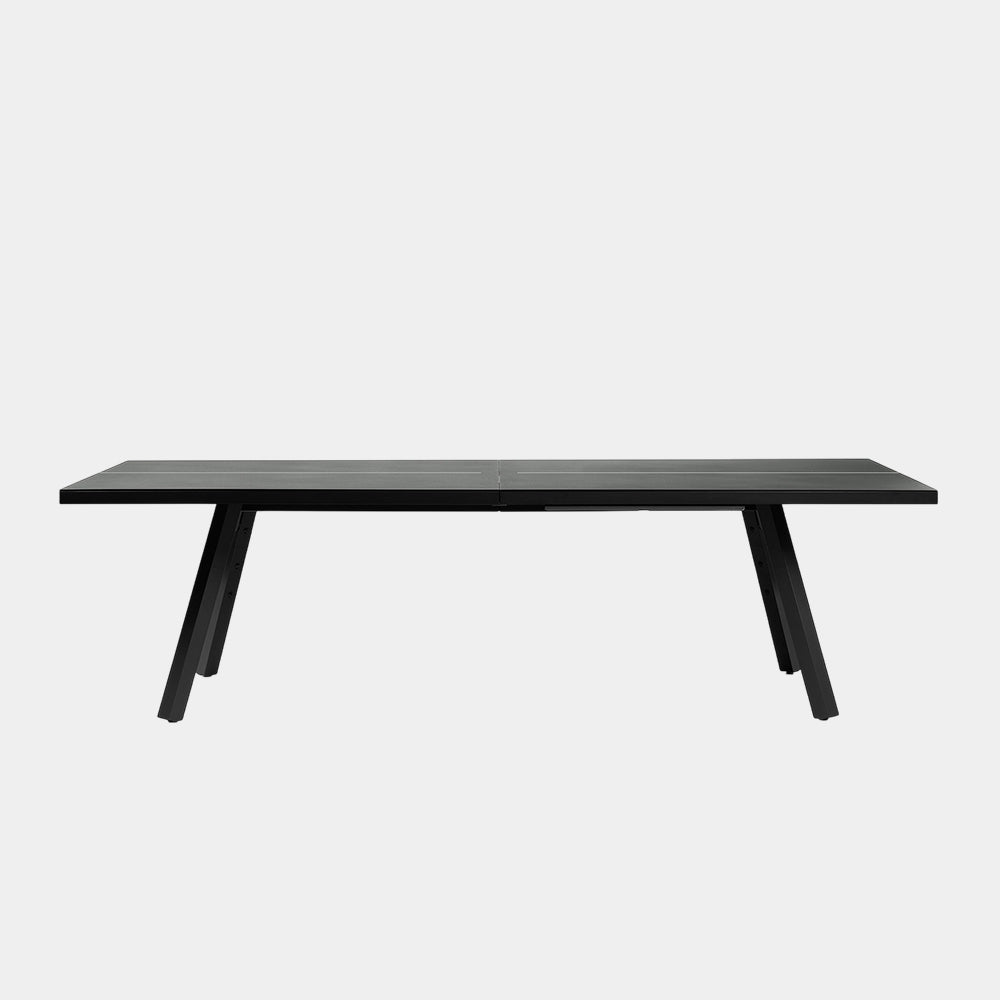 Design Ping pong table in black