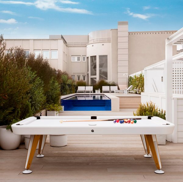 RS Barcelona Diagonal outdoor pool top white