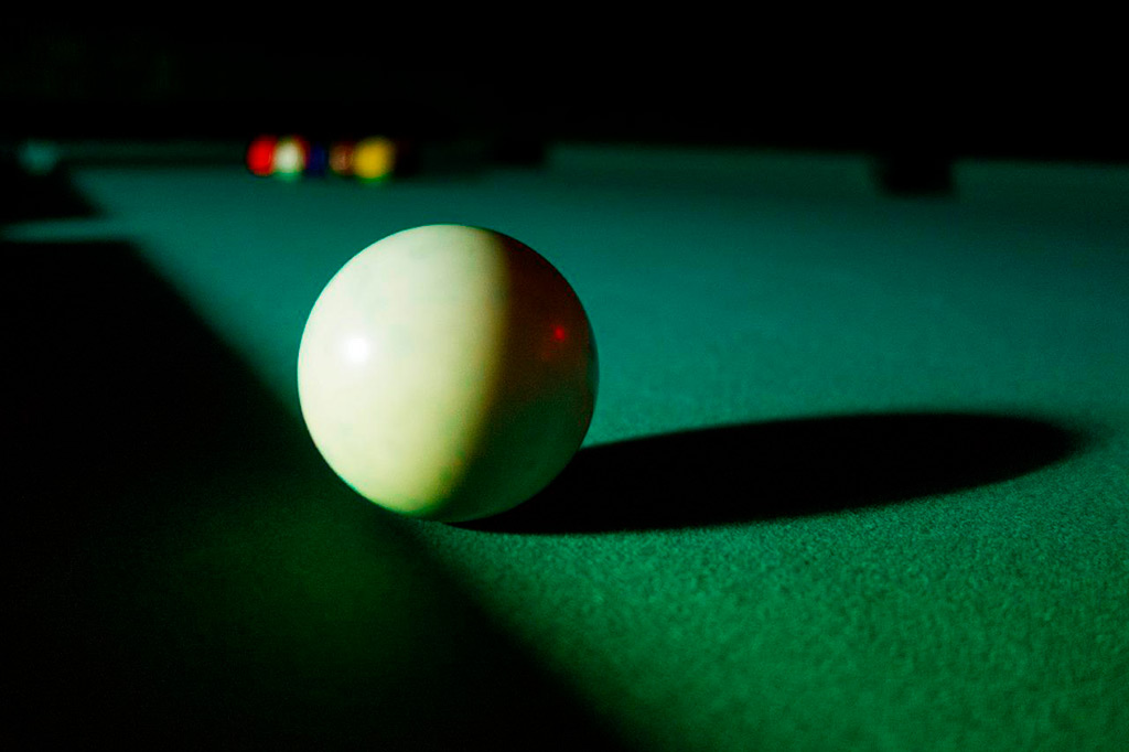 how-to-clean-pool-table-felt